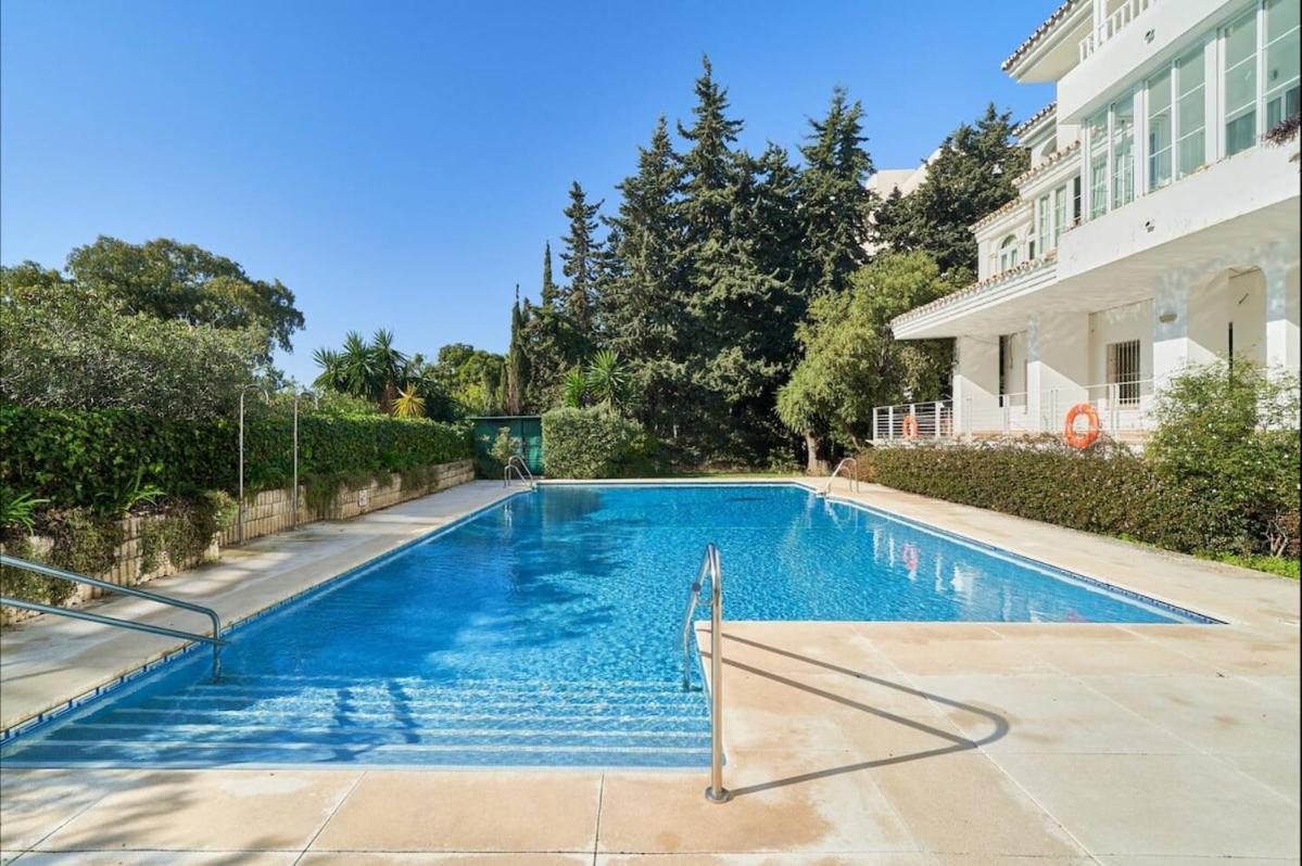 Apartemen Fantastic Ph Near Hard Rock Walk To Rdr479 Marbella