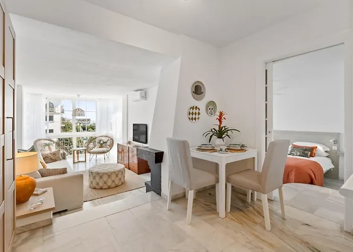 Fantastic Ph Near Hard Rock Walk To Beach Rdr479